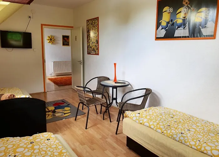 Berg Szallas Bed & Breakfast