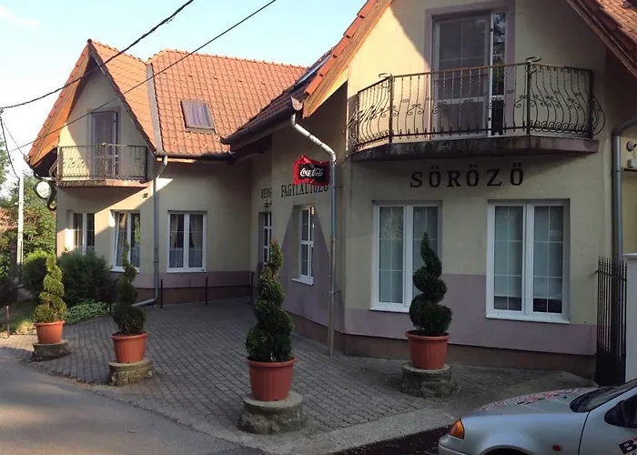Berg Szallas *